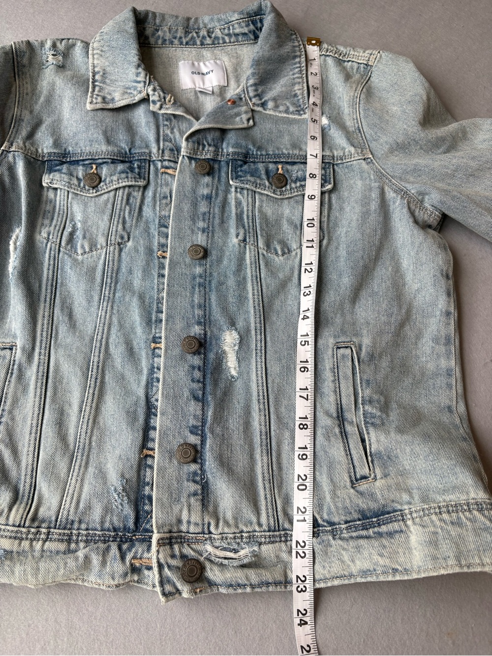 Old Navy Oversized Distressed Denim Jacket Light Wash sz L 100% Cotton - Picture 8 of 12